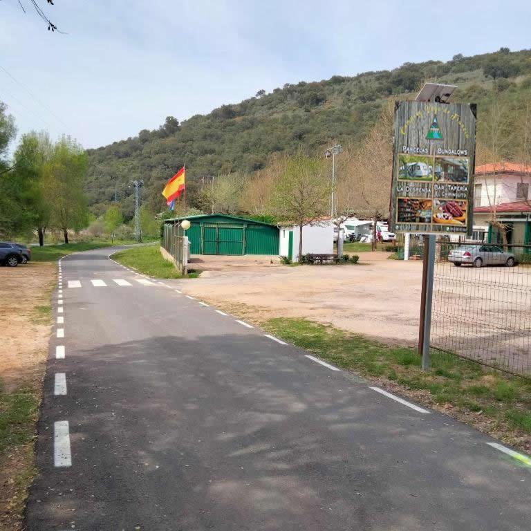 Bungalows, Camping Vega De Francia Sotoserrano Ngoại thất bức ảnh