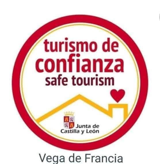 Bungalows, Camping Vega De Francia Sotoserrano Ngoại thất bức ảnh